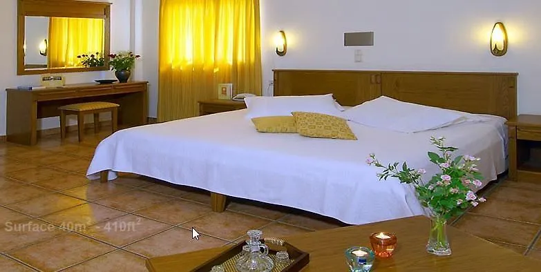 Kounoupidhianá Sissy Village All Suite Hotel מלון דירות