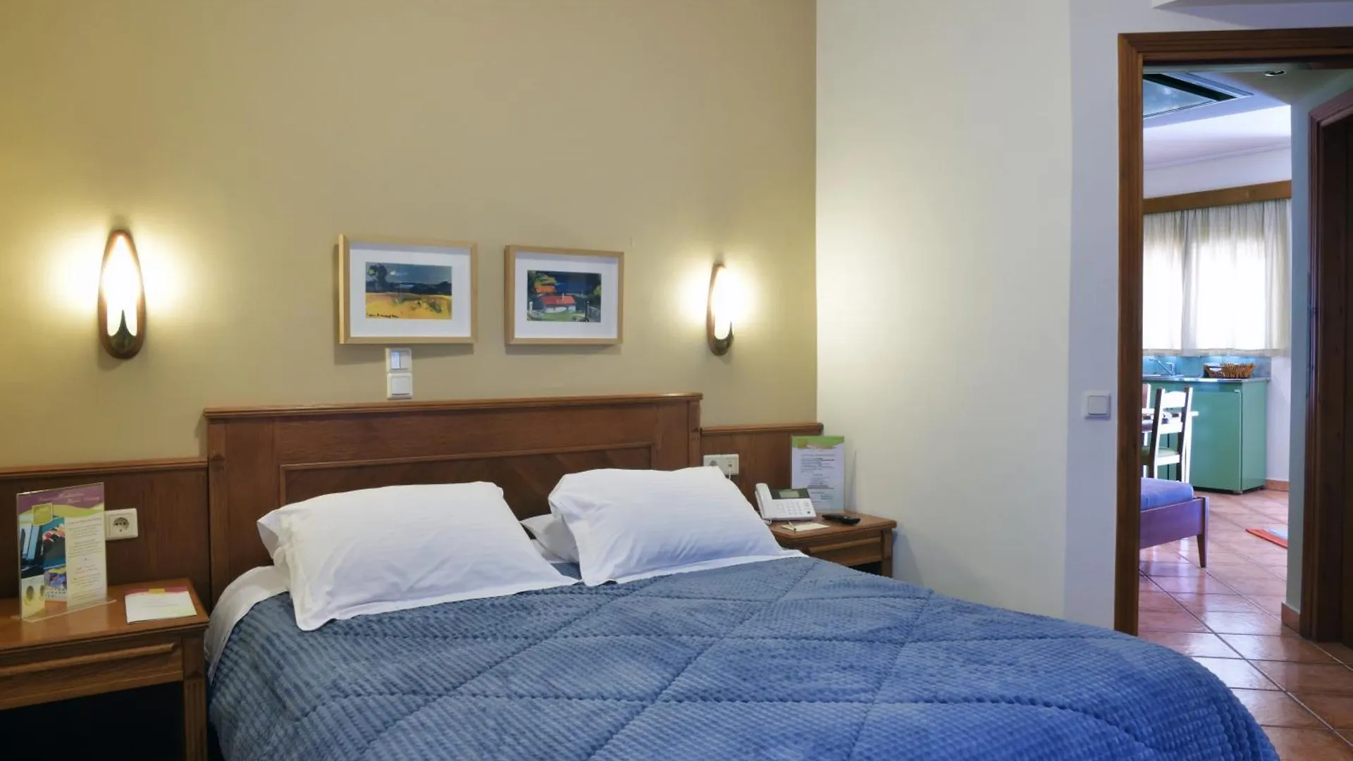 ** Апарт-отель Sissy Village All Suite Hotel Кунупидиана Греция